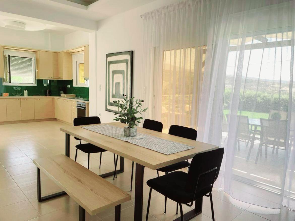 Villa Emily Rethymno Adelianos Kampos Chambre photo